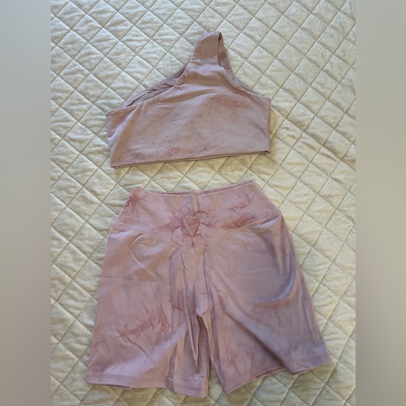 Alphalete Stylish Pink One-Shoulder Activewear Set - Picture 3 of 5